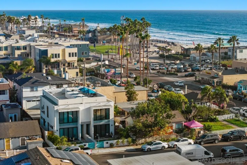 119 Date Ave Imperial Beach, CA 91932