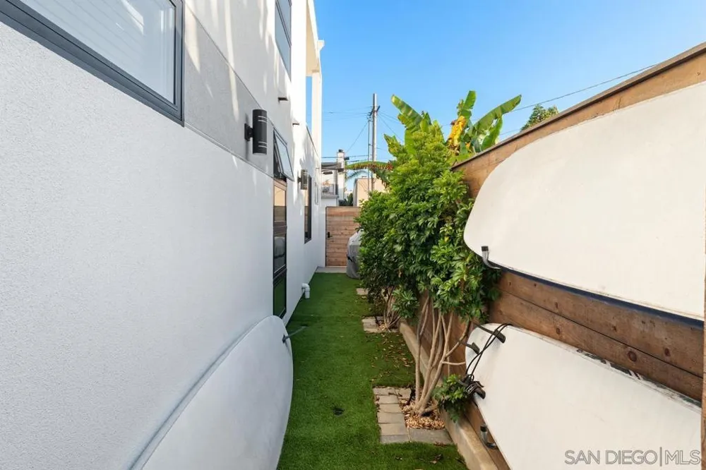 119 Date Ave Imperial Beach, CA 91932