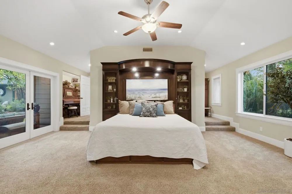 13327 Calle Colina Poway, CA 92064