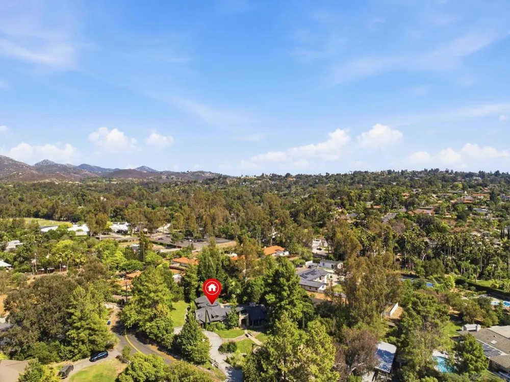 13327 Calle Colina Poway, CA 92064