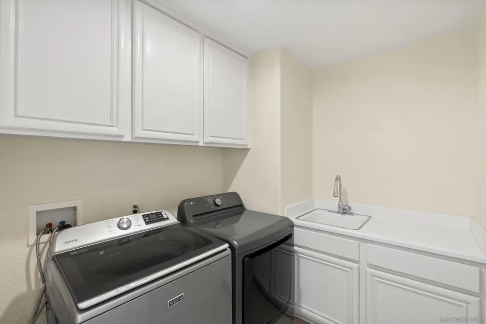 7027 Rockrose Terrace Carlsbad, CA 92011