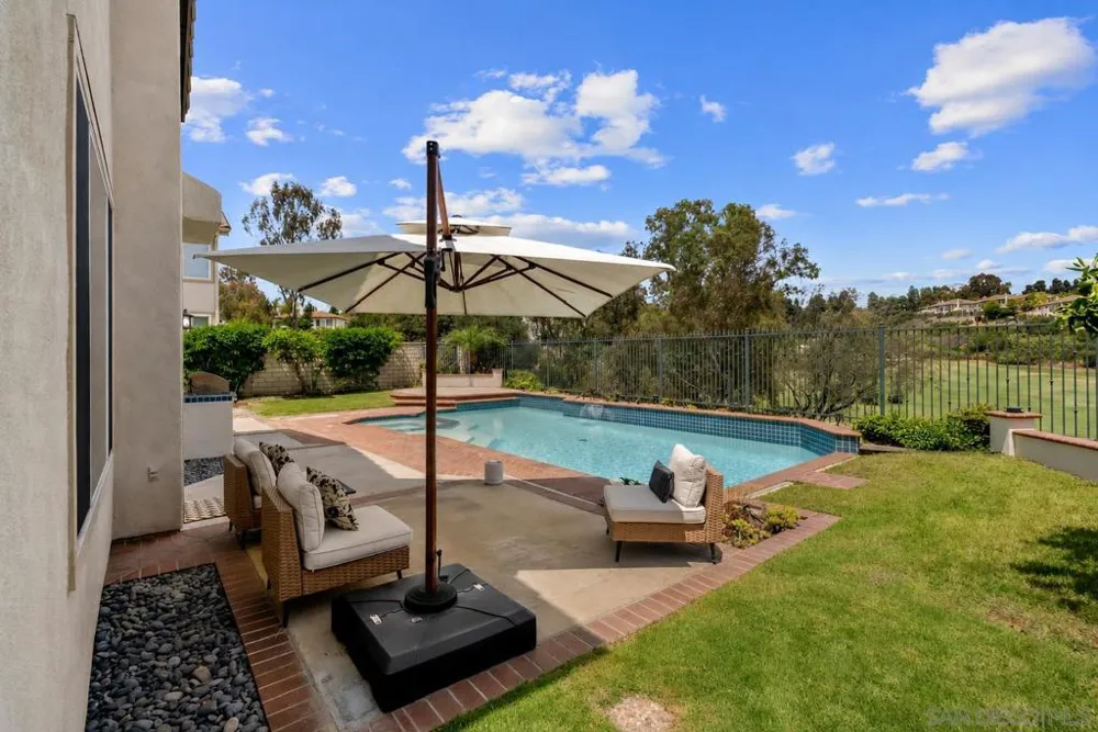 7027 Rockrose Terrace Carlsbad, CA 92011