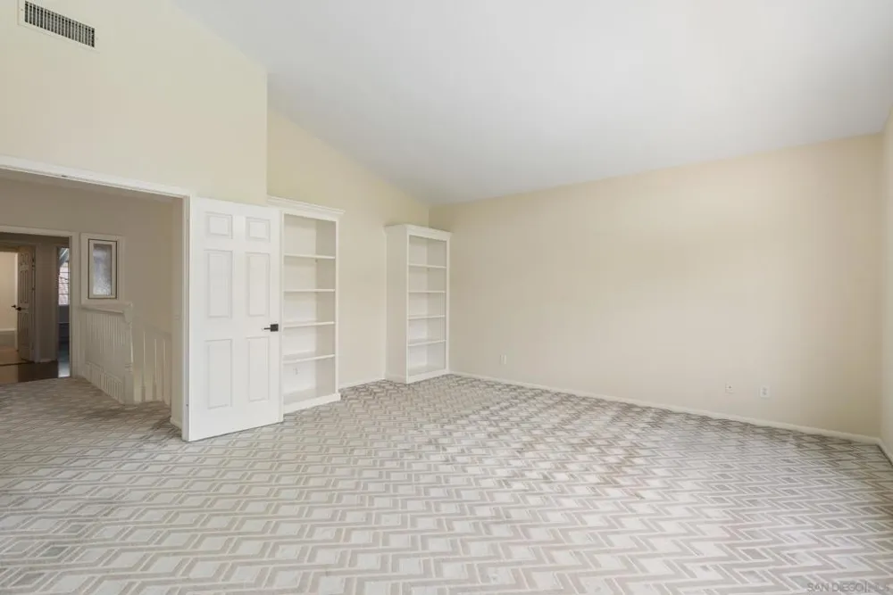 7027 Rockrose Terrace Carlsbad, CA 92011
