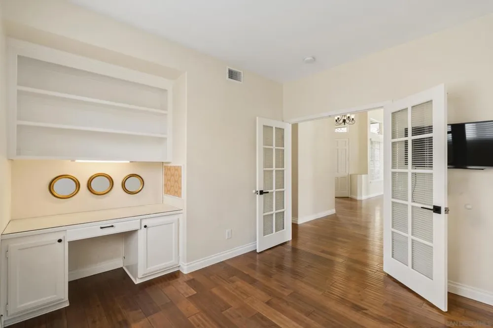 7027 Rockrose Terrace Carlsbad, CA 92011