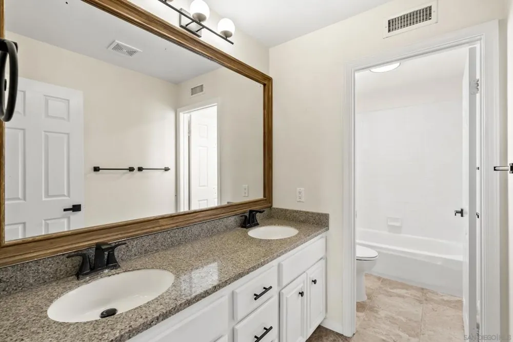 7027 Rockrose Terrace Carlsbad, CA 92011