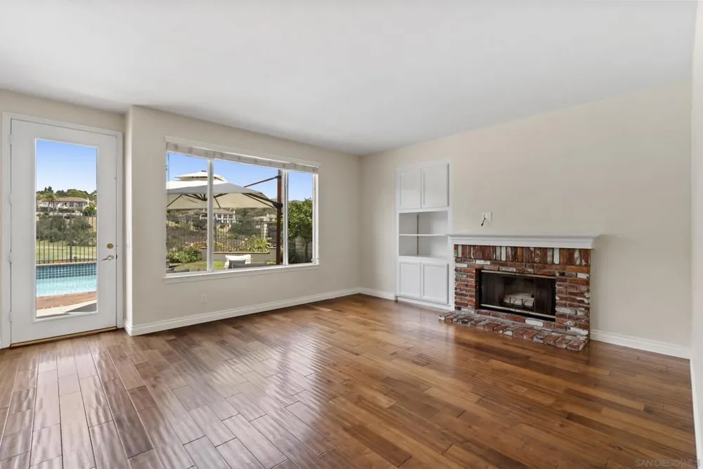 7027 Rockrose Terrace Carlsbad, CA 92011
