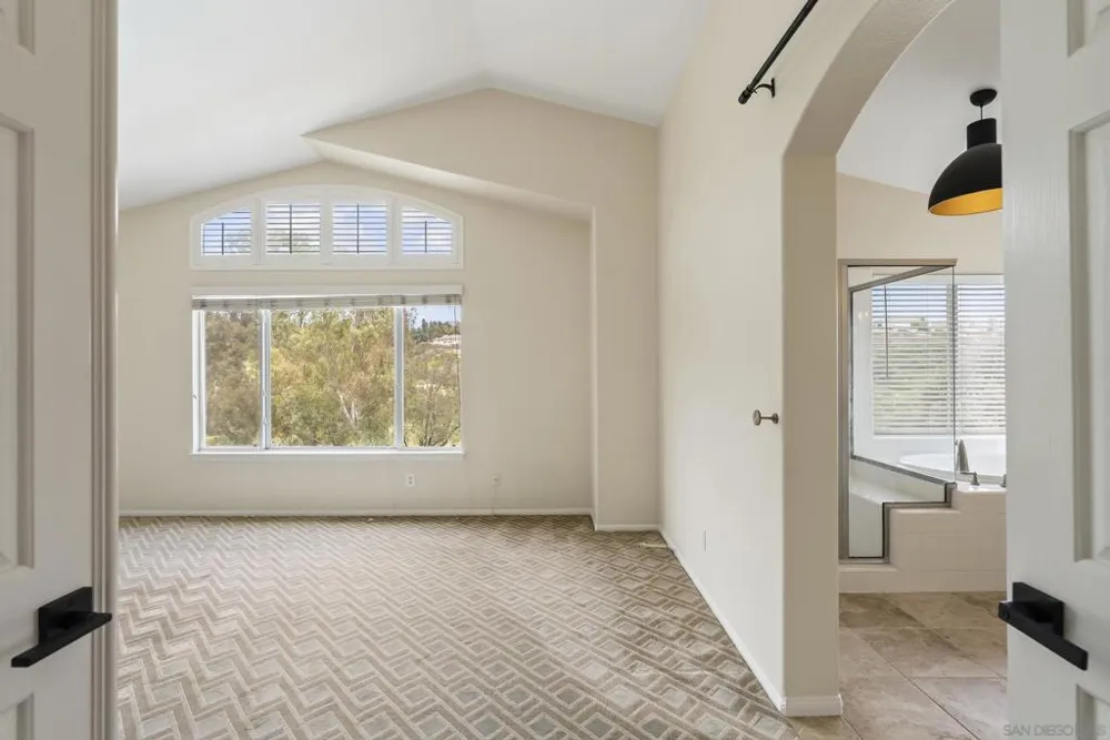 7027 Rockrose Terrace Carlsbad, CA 92011