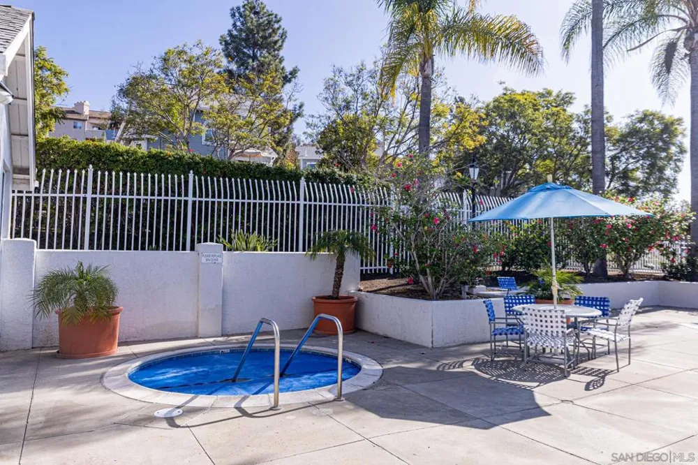 10060 Scripps Vista Way #33 San Diego, CA 92131