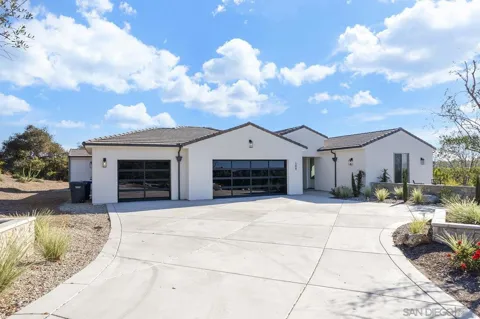 588 Twin Country Ln