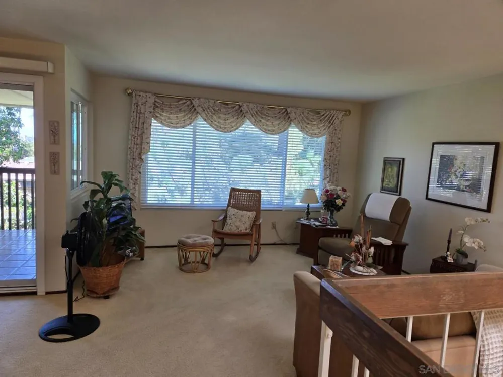 6267 Caminito Juanico San Diego, CA 92111