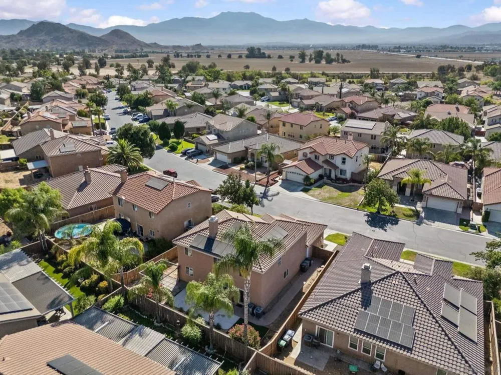 183 La Amistad Way Hemet, CA 92545