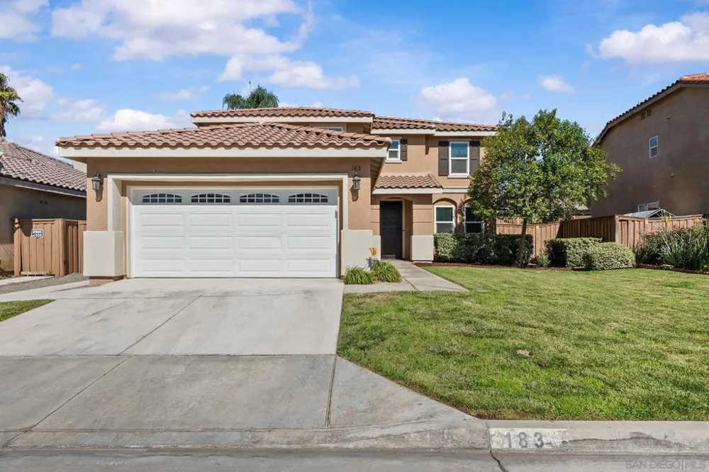 183 La Amistad Way Hemet, CA 92545
