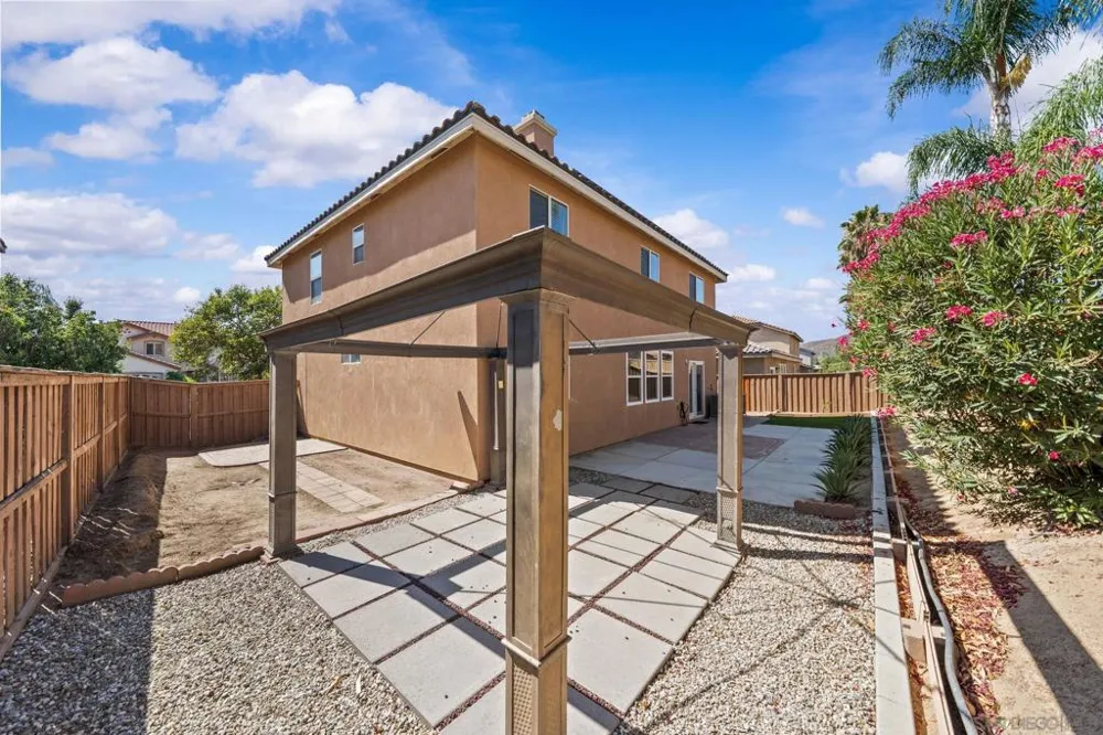 183 La Amistad Way Hemet, CA 92545