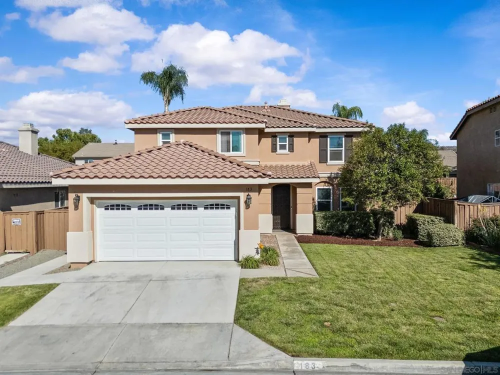 183 La Amistad Way Hemet, CA 92545