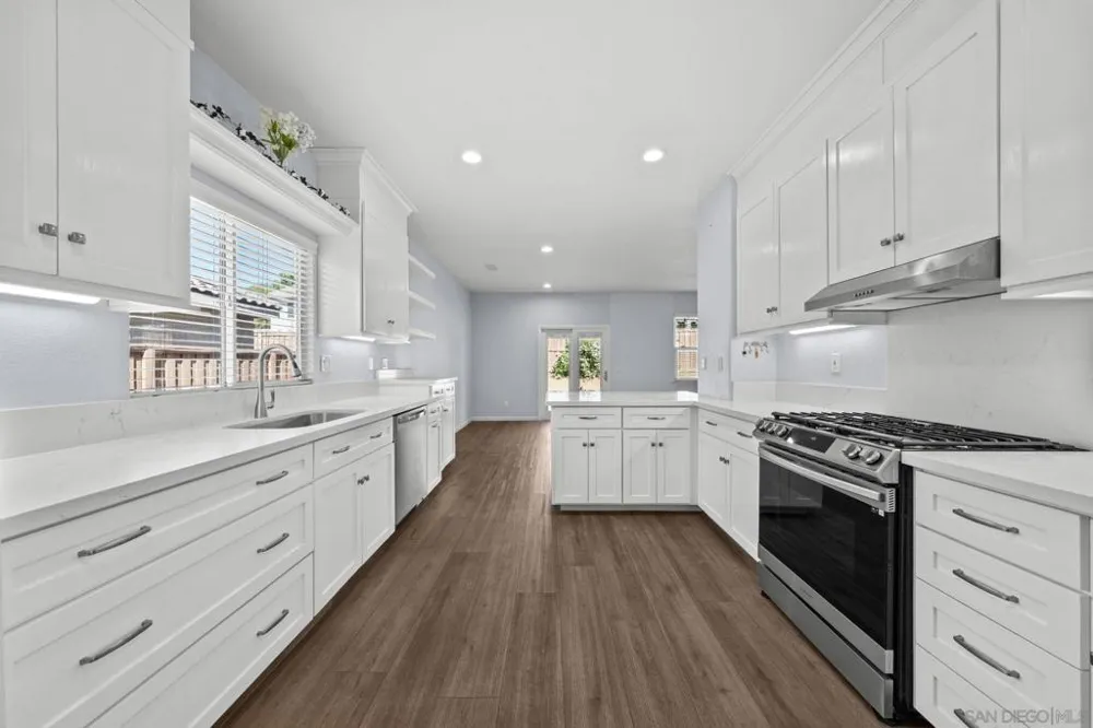 183 La Amistad Way Hemet, CA 92545