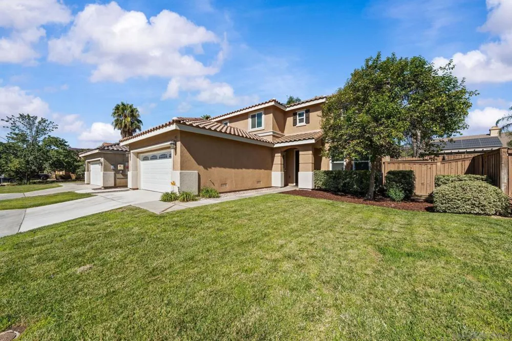 183 La Amistad Way Hemet, CA 92545