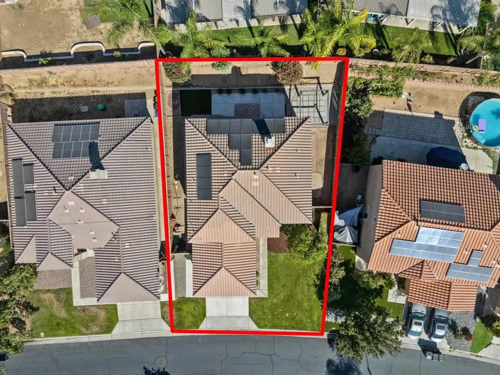 183 La Amistad Way Hemet, CA 92545