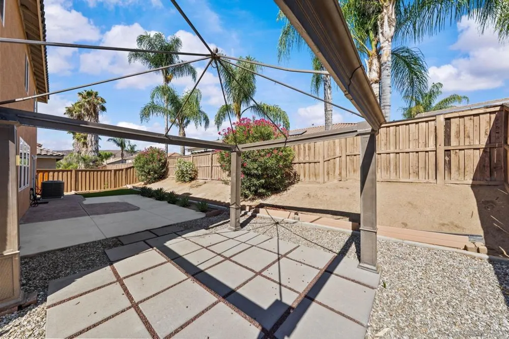 183 La Amistad Way Hemet, CA 92545