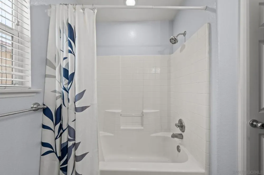 183 La Amistad Way Hemet, CA 92545