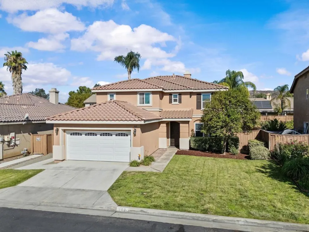 183 La Amistad Way Hemet, CA 92545