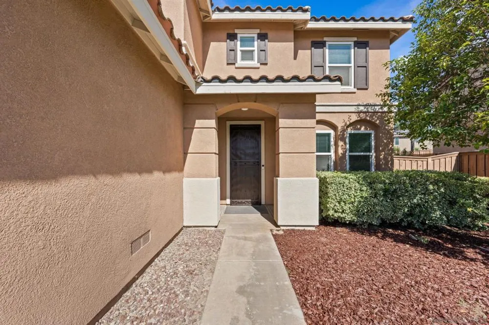 183 La Amistad Way Hemet, CA 92545