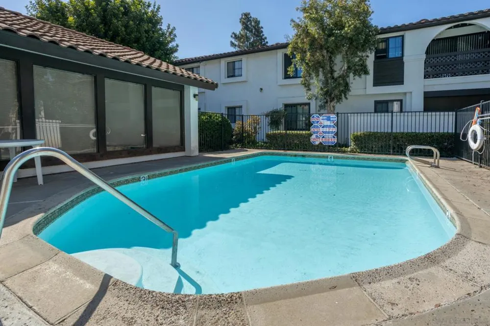 1719 Pepper Dr El Cajon, CA 92021