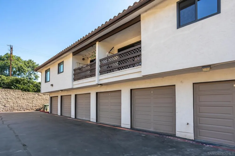 1719 Pepper Dr El Cajon, CA 92021