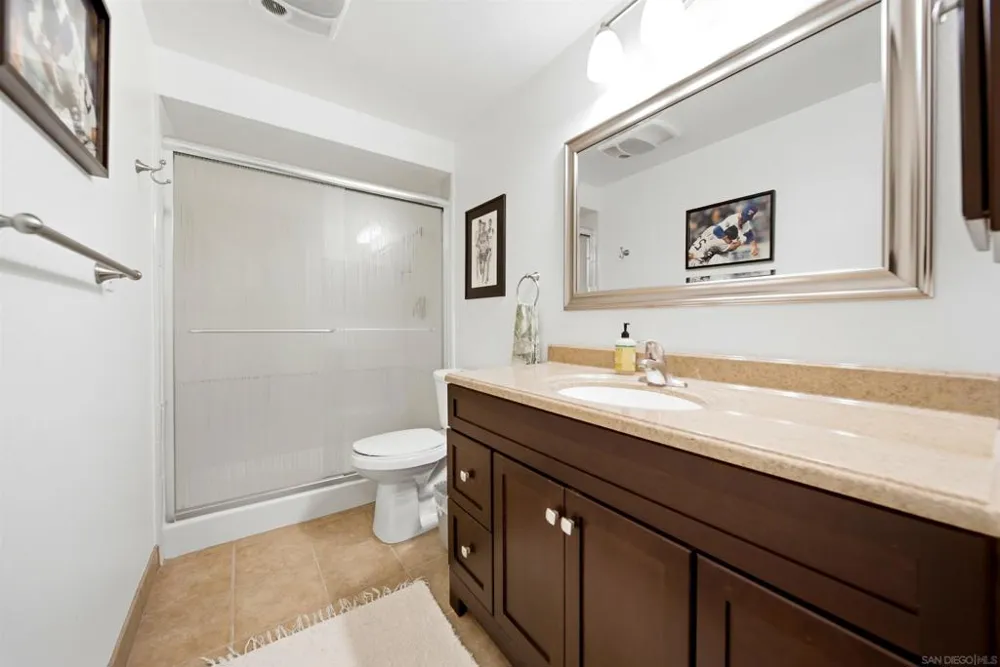 2510 Navarra #505 Carlsbad, CA 92009