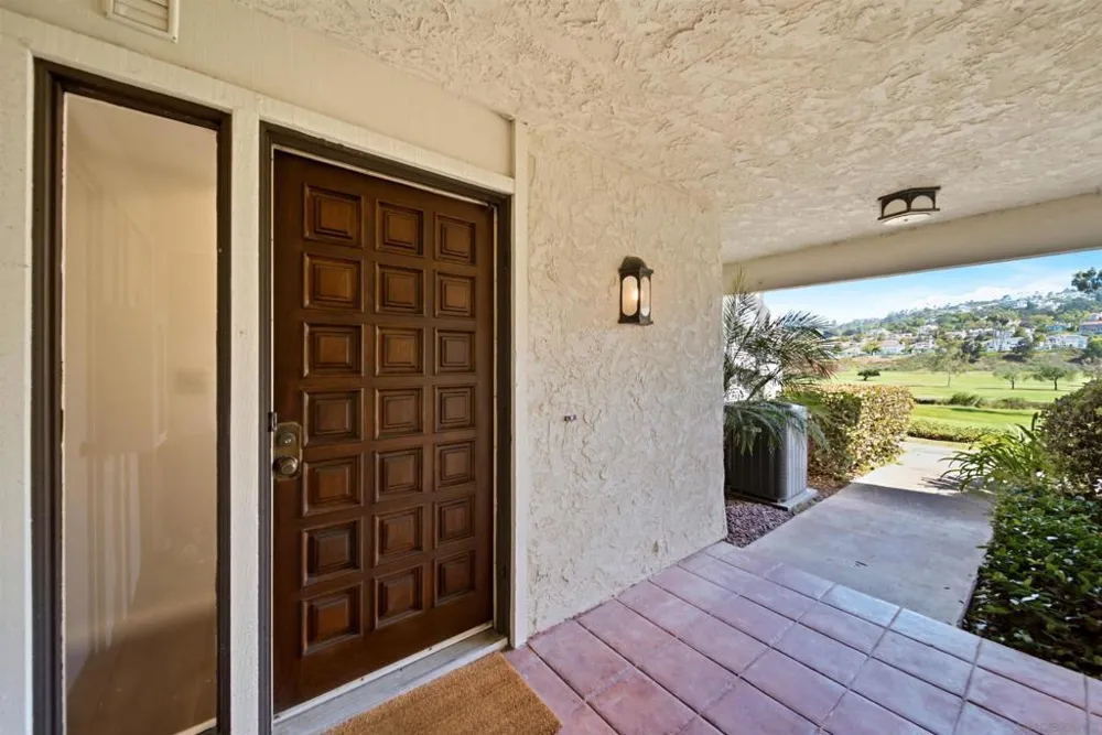 2510 Navarra #505 Carlsbad, CA 92009