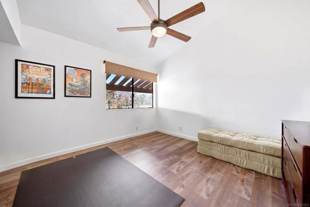 2510 Navarra #505 Carlsbad, CA 92009