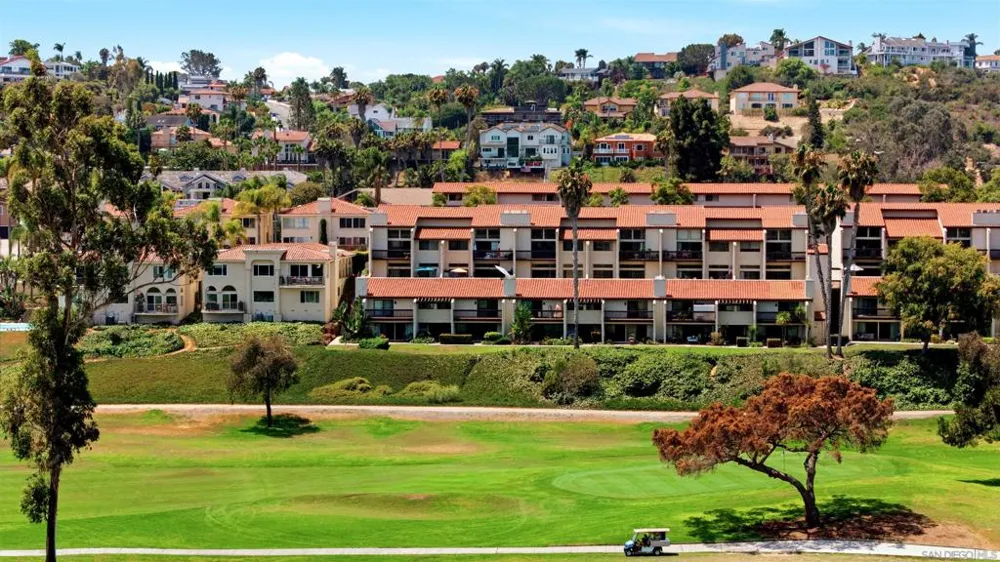 2510 Navarra #505 Carlsbad, CA 92009