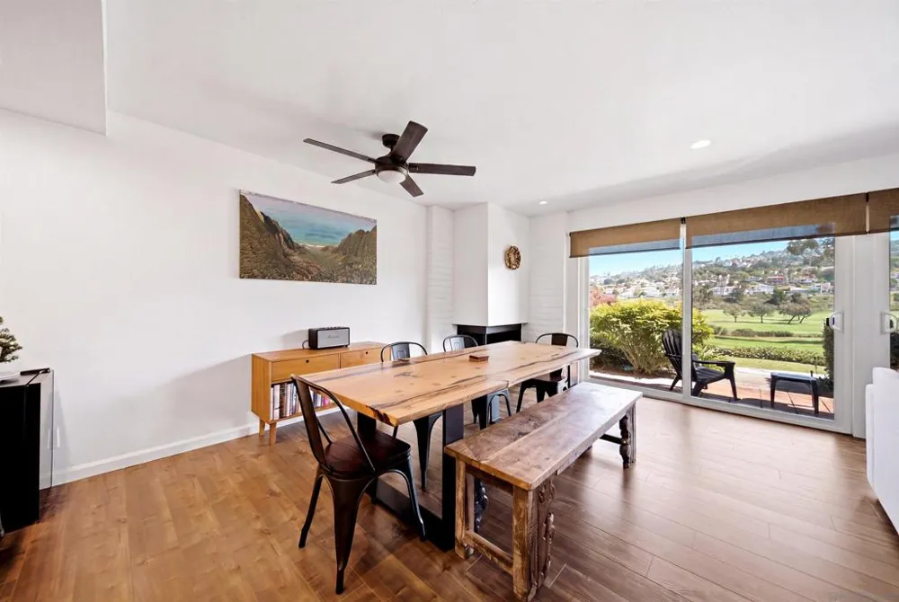 2510 Navarra #505 Carlsbad, CA 92009