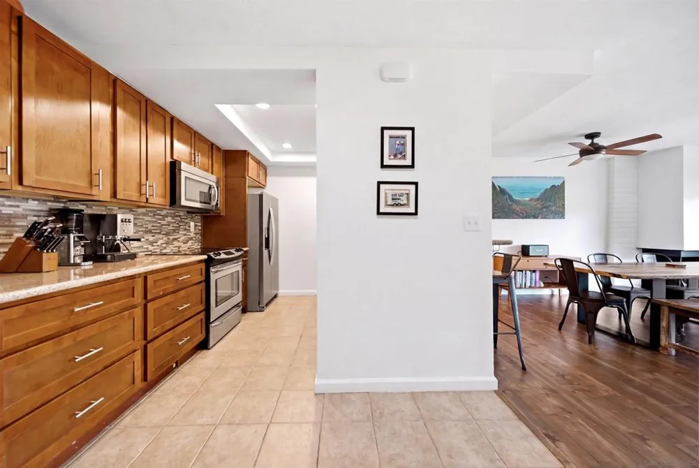 2510 Navarra #505 Carlsbad, CA 92009