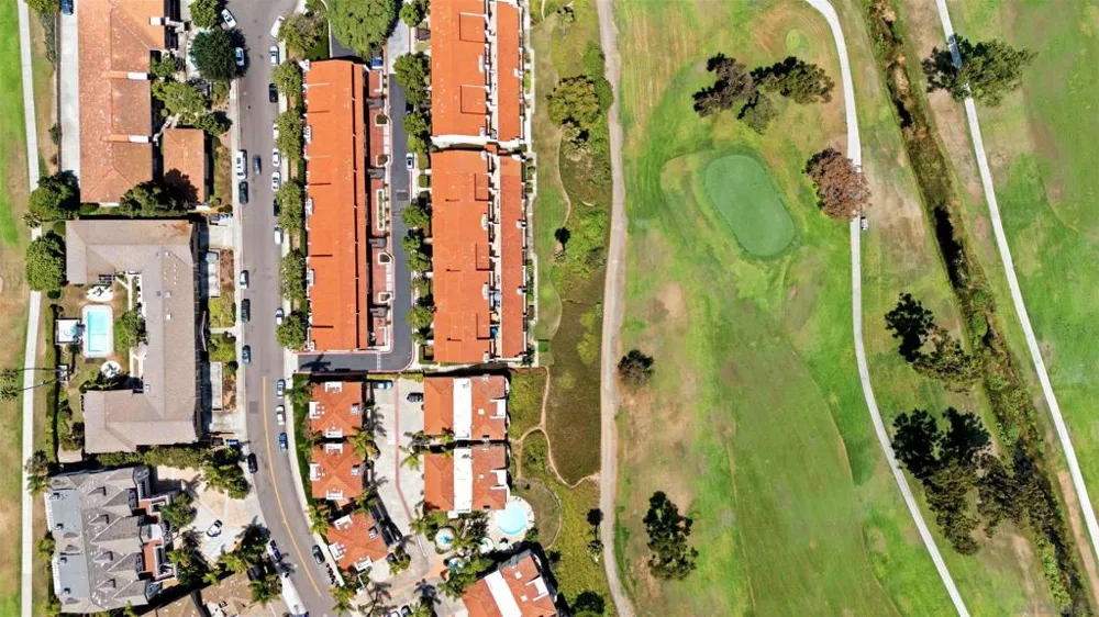2510 Navarra #505 Carlsbad, CA 92009