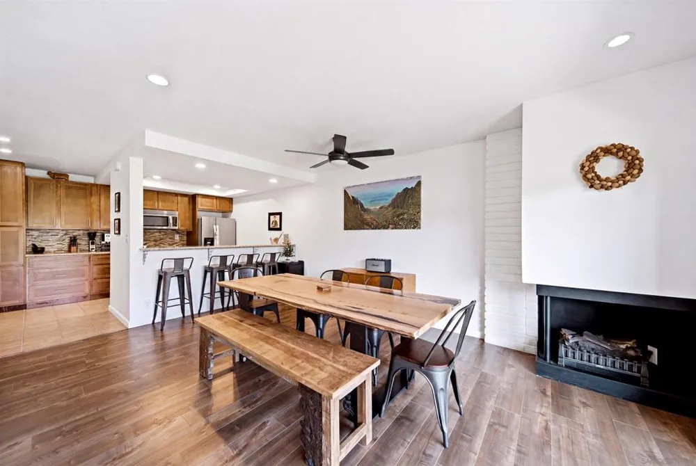 2510 Navarra #505 Carlsbad, CA 92009