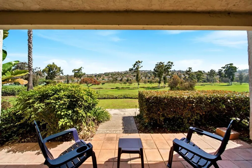 2510 Navarra #505 Carlsbad, CA 92009