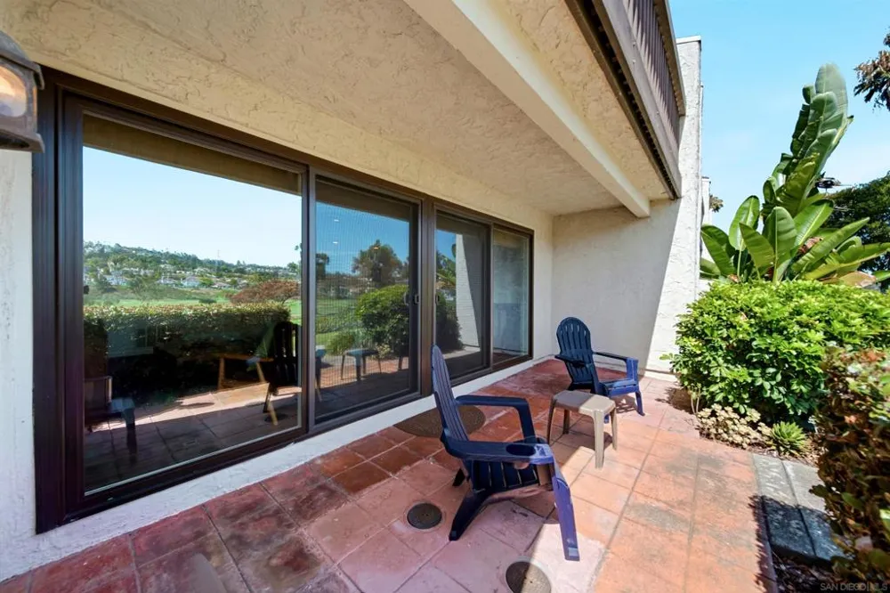2510 Navarra #505 Carlsbad, CA 92009