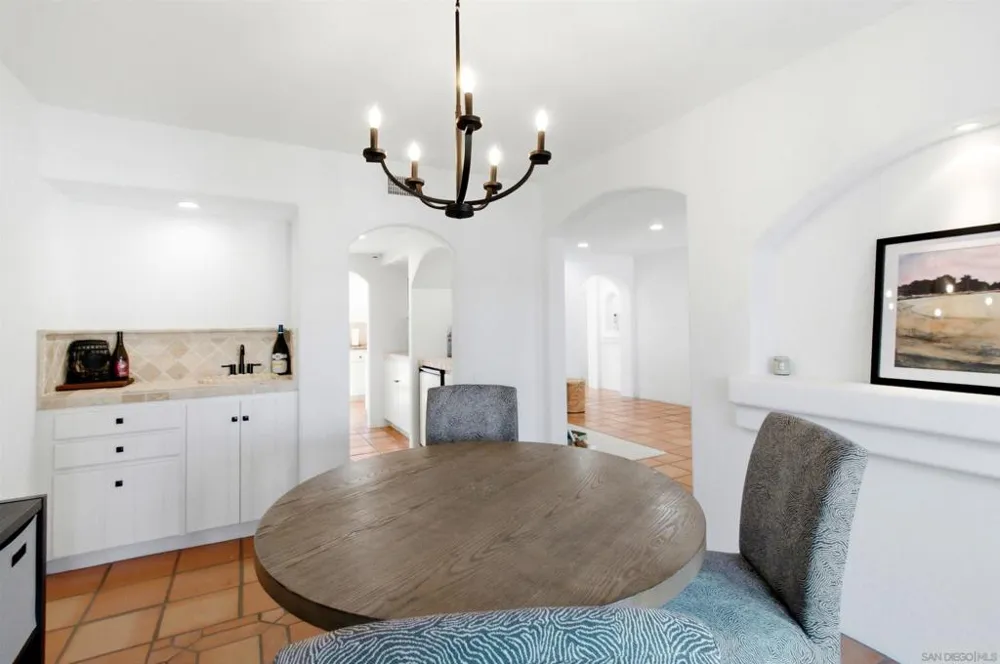 137 Via Coronado Rancho Santa Fe, CA 92091