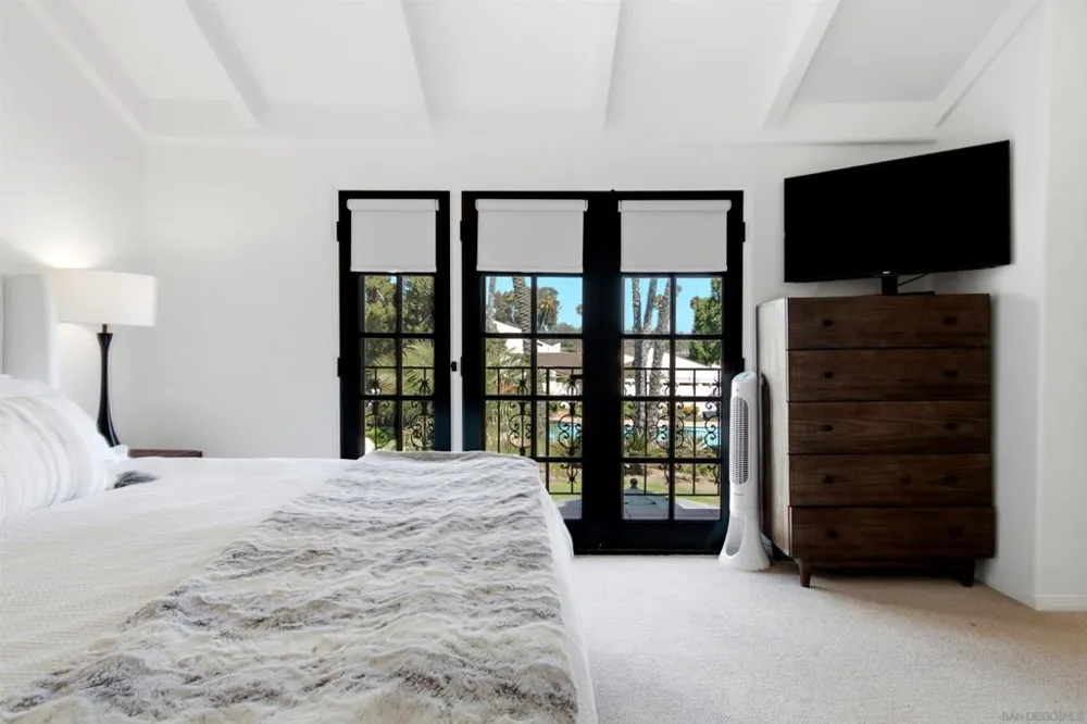 137 Via Coronado Rancho Santa Fe, CA 92091