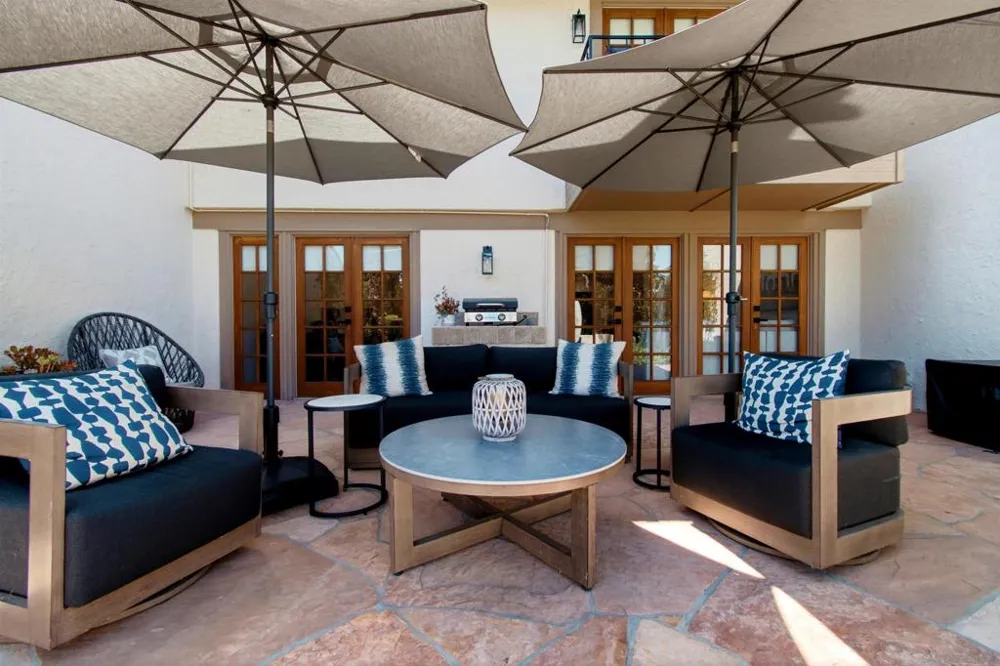 137 Via Coronado Rancho Santa Fe, CA 92091