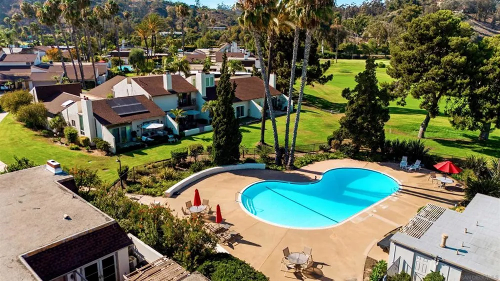 137 Via Coronado Rancho Santa Fe, CA 92091