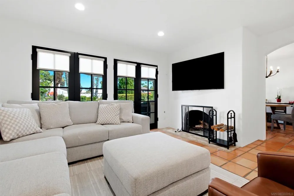 137 Via Coronado Rancho Santa Fe, CA 92091