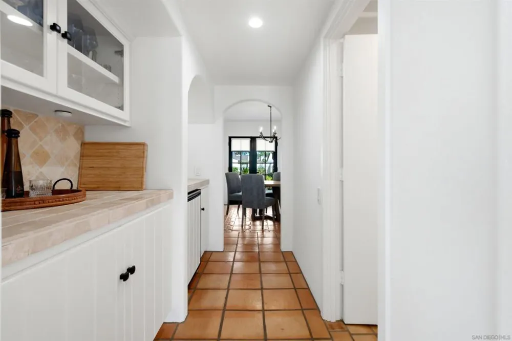 137 Via Coronado Rancho Santa Fe, CA 92091