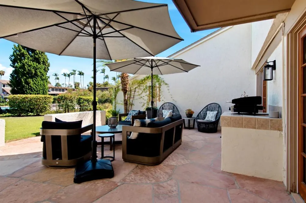 137 Via Coronado Rancho Santa Fe, CA 92091