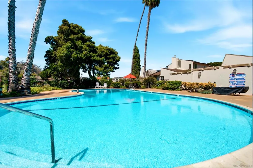 137 Via Coronado Rancho Santa Fe, CA 92091