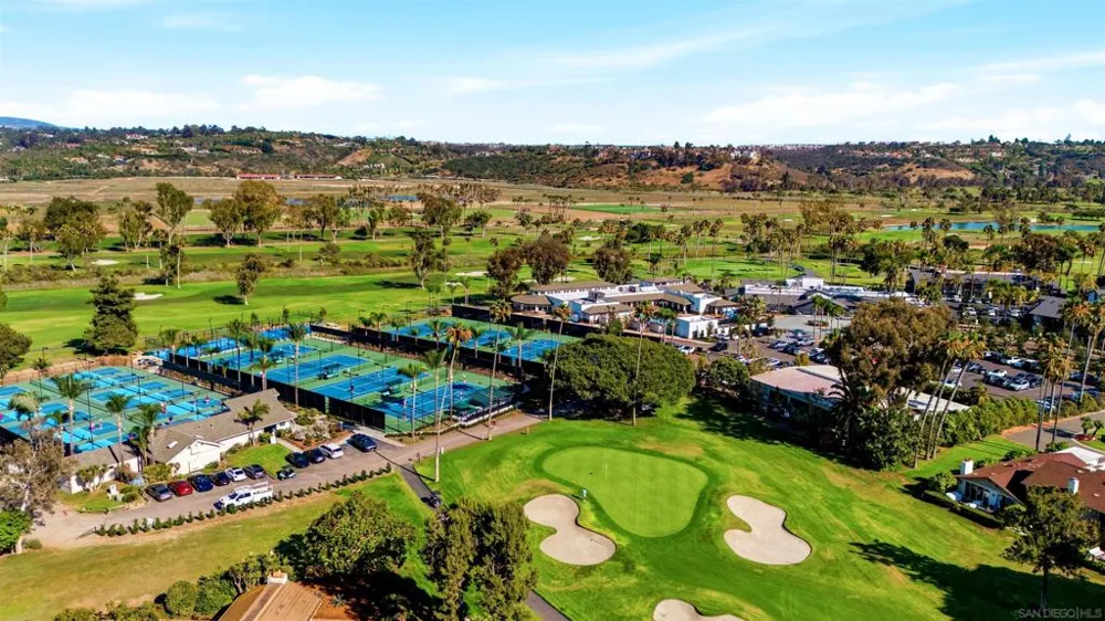 137 Via Coronado Rancho Santa Fe, CA 92091