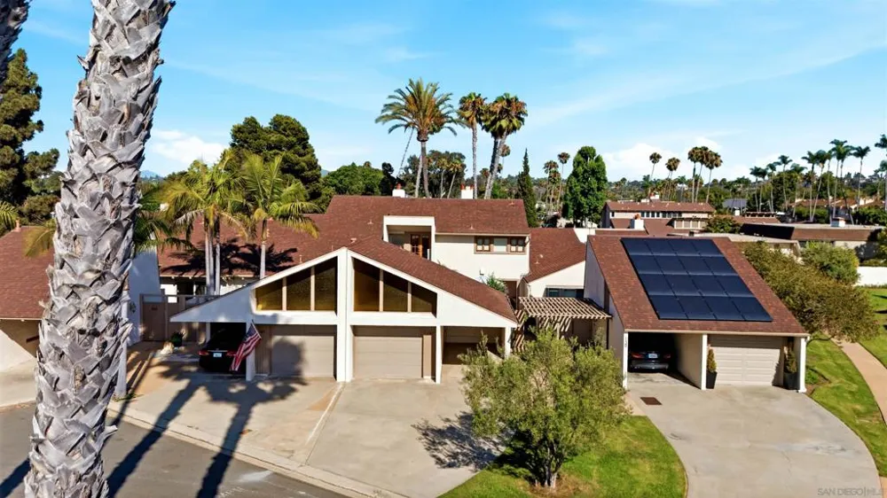 137 Via Coronado Rancho Santa Fe, CA 92091