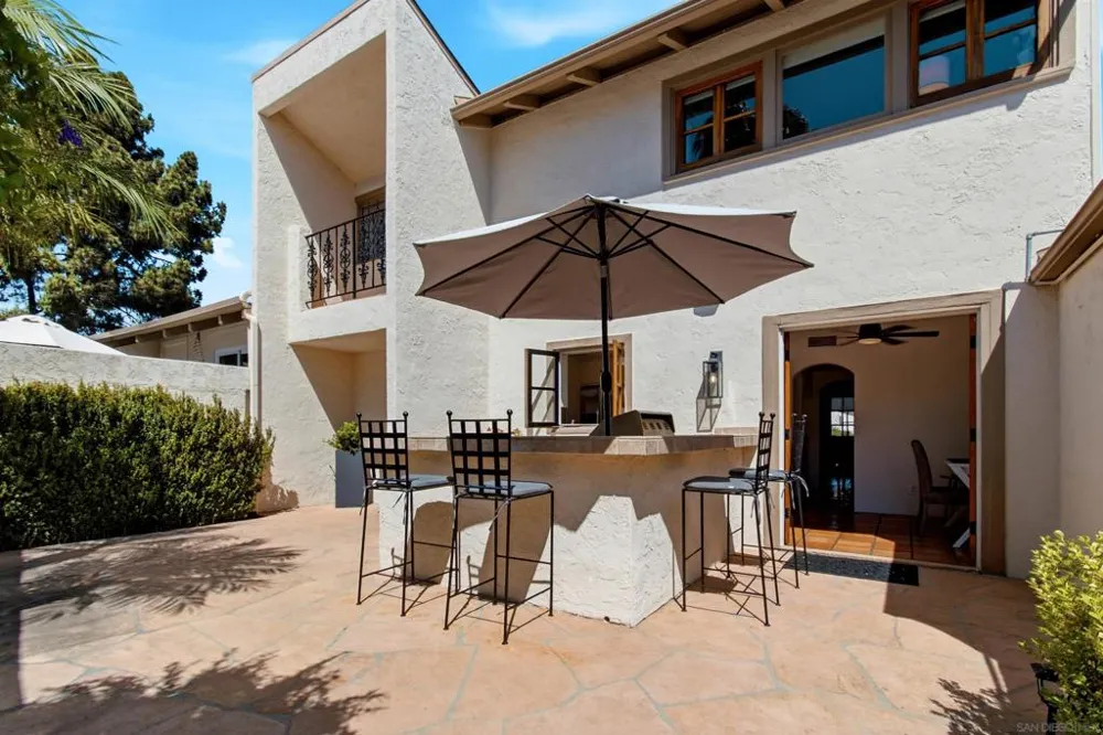 137 Via Coronado Rancho Santa Fe, CA 92091