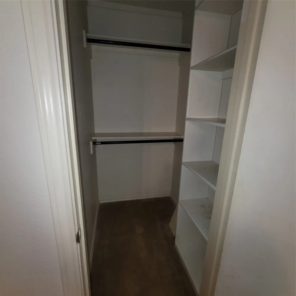 212 W Knox Street #2 Ennis, TX 75119