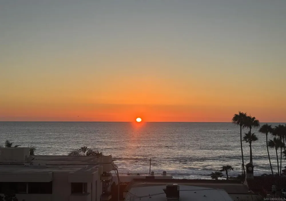 837 Coast blvd S La Jolla, CA 92037